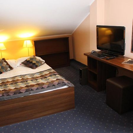 Hotel Colnus Kolno  Exterior photo