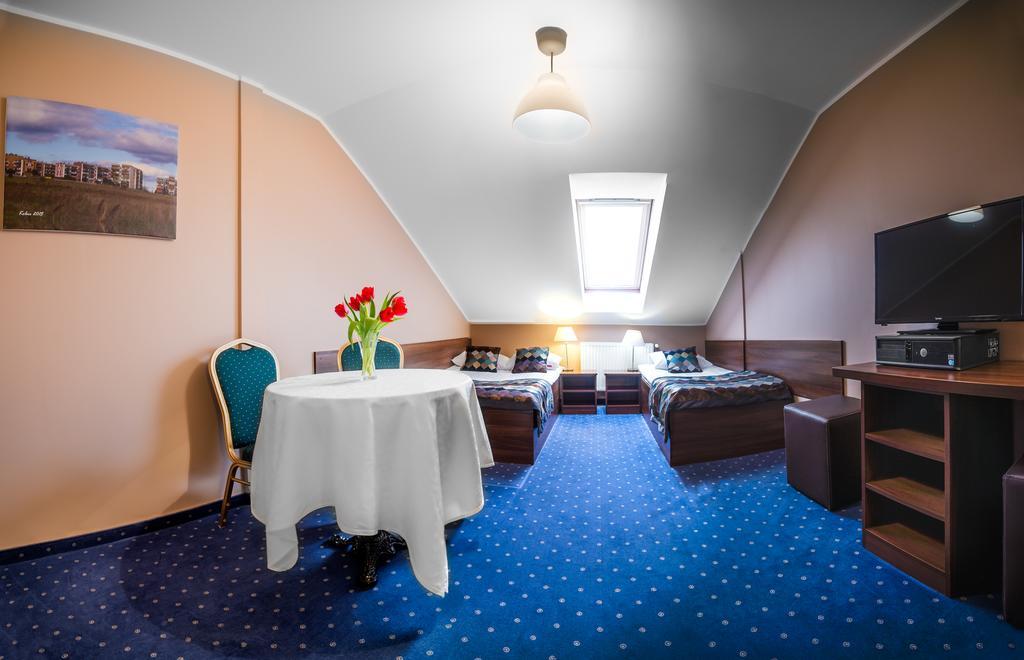 Hotel Colnus Kolno  Exterior photo